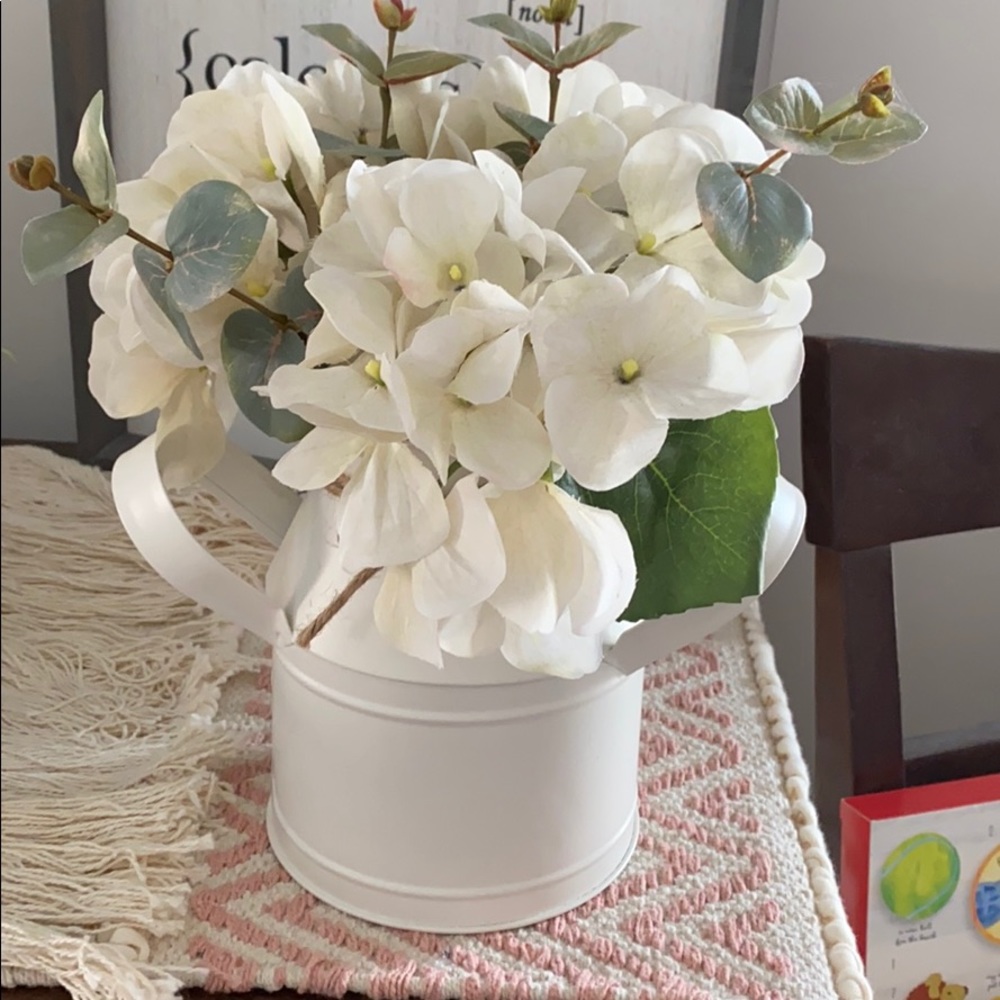 Artificial flower set